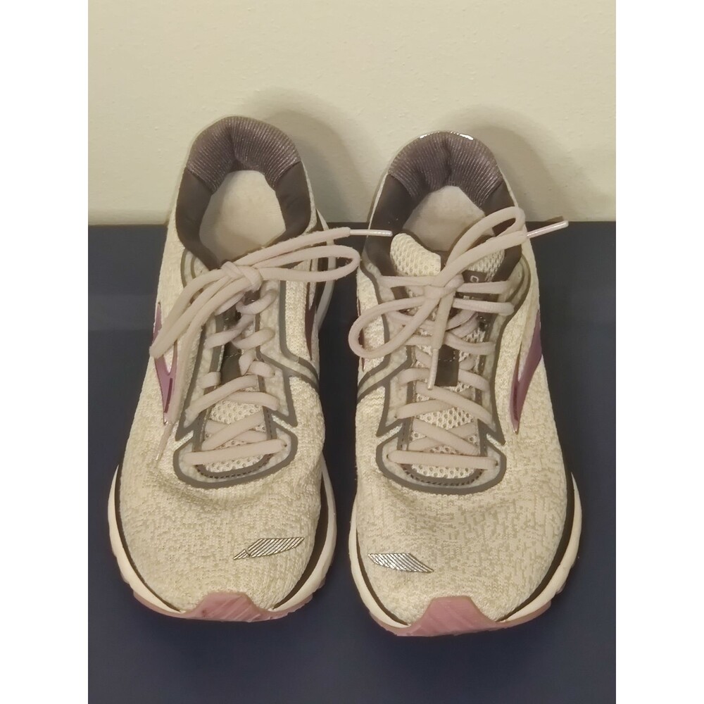 Brooks adrenaline gts athletic shoes